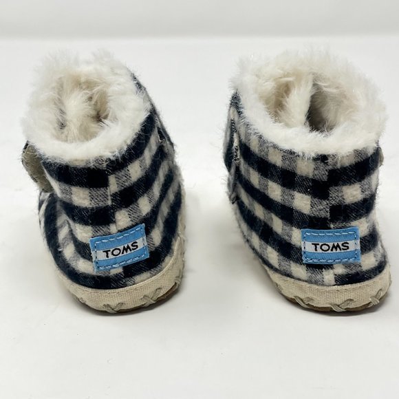 TOMS Buffalo Plaid Infant Boots Size 3 Moccasins Furry - Picture 3 of 8